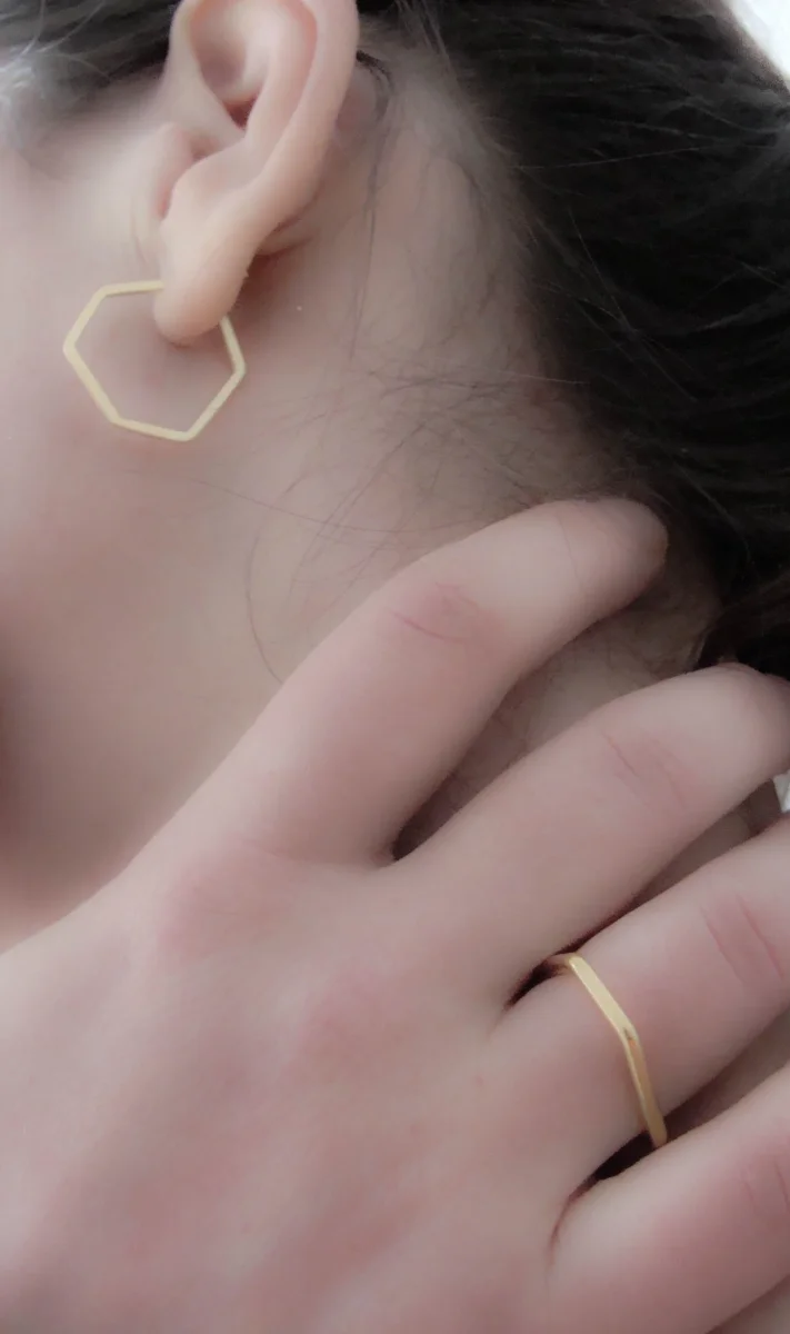 Corners kleine Creolen | Fairtrade Gold – Bild 3